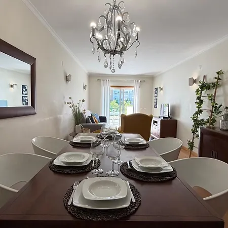 Old Town Retreat דירה אלבופיירה