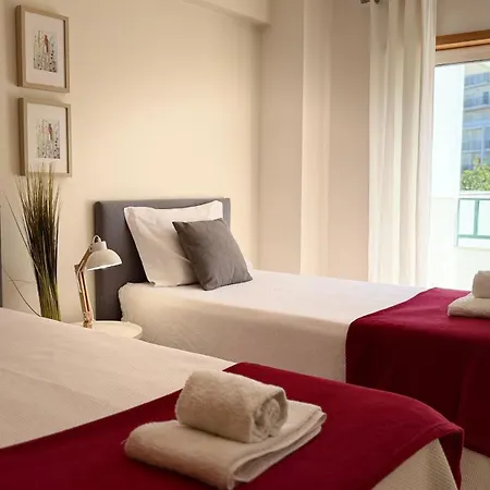 Old Town Retreat דירה