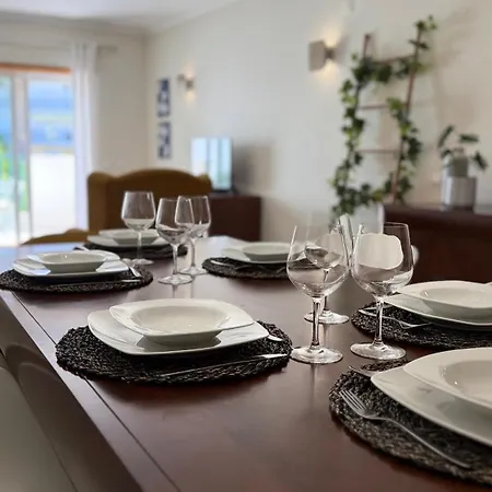 דירה Old Town Retreat